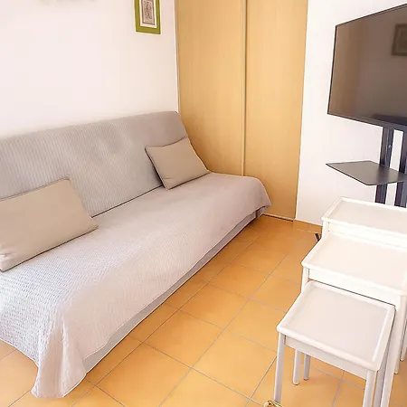 Pavillon Climatise Avec Piscine Et Terrasse En Soleil, Proche Et Village - 2 + Mezzanine - Fr-1-732-46 Holiday home