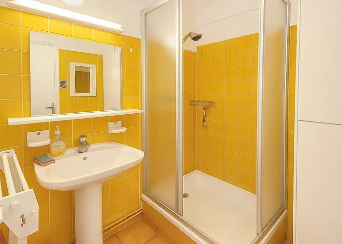 Pavillon Climatise Avec Piscine, Proche - Fr-1-732-46 Nyaraló *